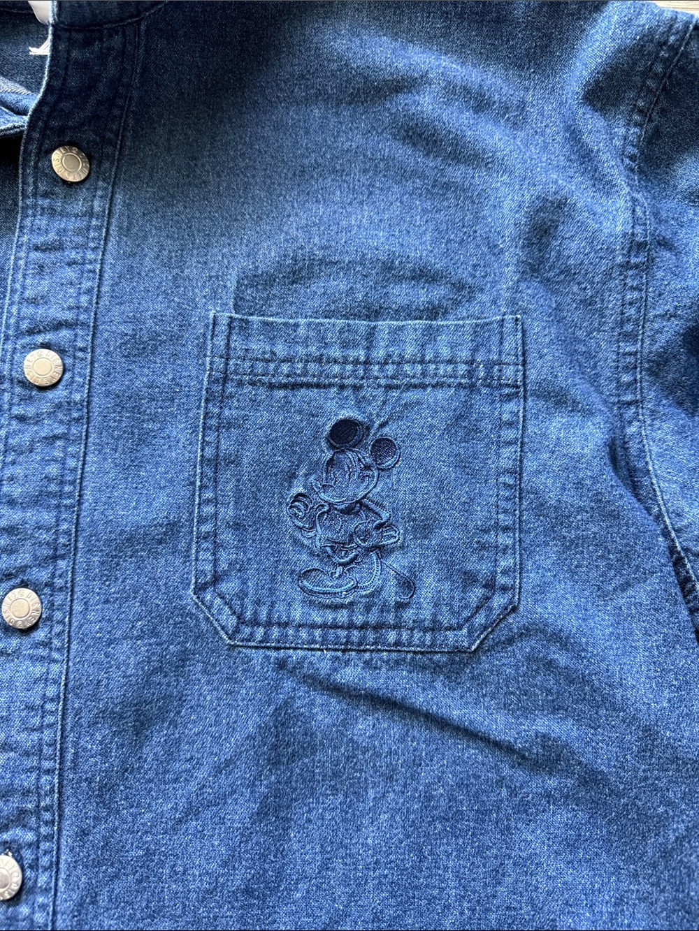 Vintage Disney Store Mickey Mouse Denim Shirt Women's Medium Blue Embroidered - Picture 3 of 6